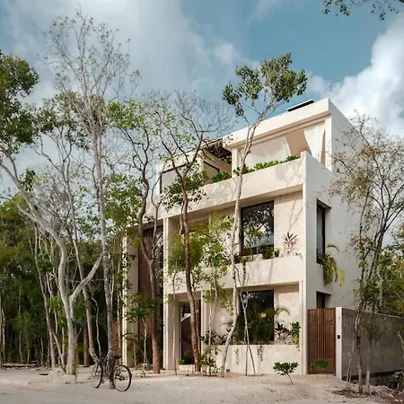 Villa Lumila Rooftop Sunset & Jungle Views *