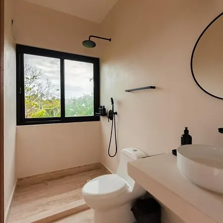 Villa Lumila Rooftop Sunset & Jungle Views *