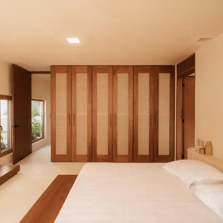 Luxury Rooftop Pool 4br Security