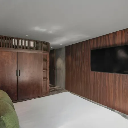 Casa 4 Bedroom With Rooftop Pool & Free Access *