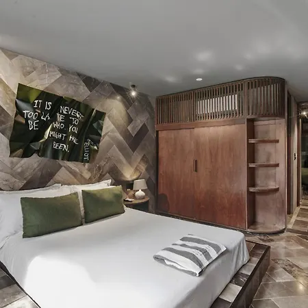 Casa 4 Bedroom With Rooftop Pool & Free Access