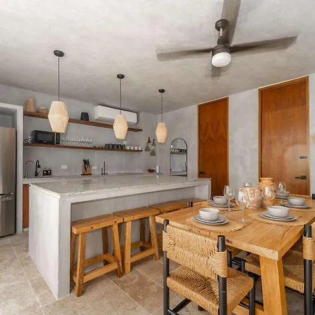 Seremonia With Rooftop Pool & Club Access Villa *