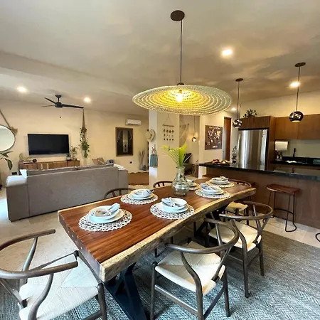 Luxury Oasis! 2 Poolsprivate & Swimupfree Extras *