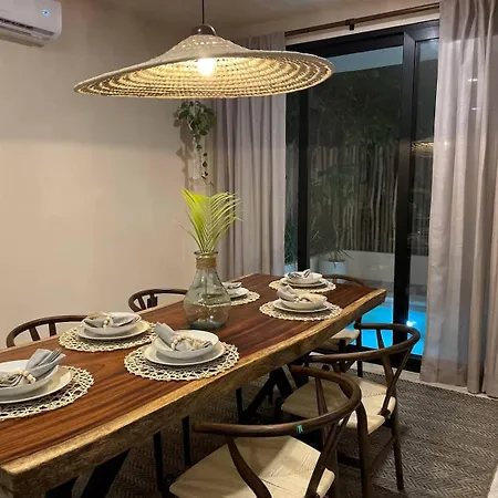 Luxury Oasis! 2 Poolsprivate & Swimupfree Extras Holiday home