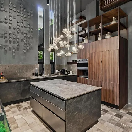 Casa 4 Bedroom With Rooftop Pool & Free Access *