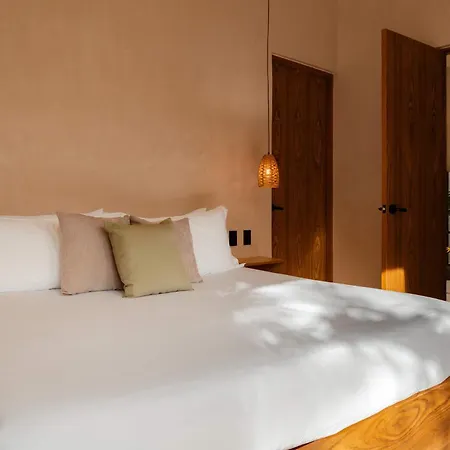 Lumila Rooftop Sunset & Jungle Views Villa *