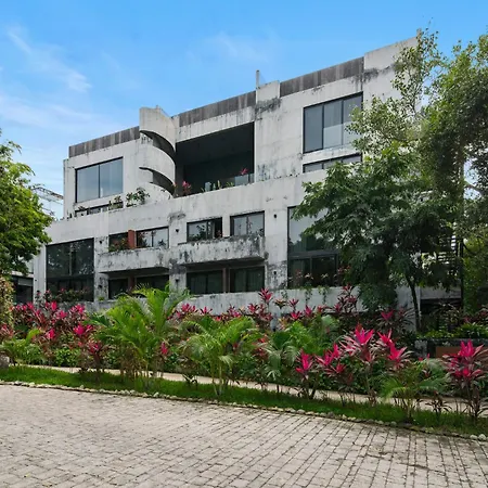 Casa 4 Bedroom With Rooftop Pool & Free Access *