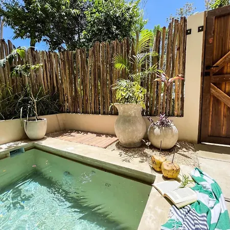 Luxury Oasis! 2 Poolsprivate & Swimupfree Extras Holiday home Tulum