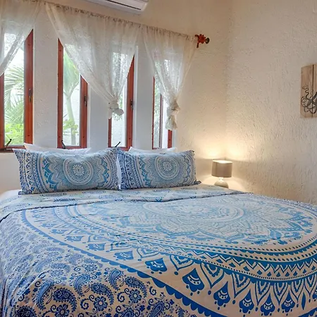Oceanfront Pool 3 King Beds Villa Tulum