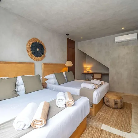 Villa Seremonia With Rooftop Pool & Club Access