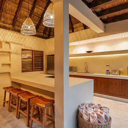 Villa Caribena, Breakfast And Concierge Included