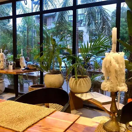 Holiday home Luxury Oasis! 2 Poolsprivate & Swimupfree Extras
