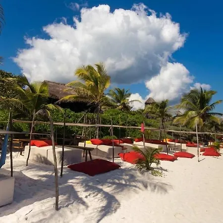 Seremonia With Rooftop Pool & Club Access