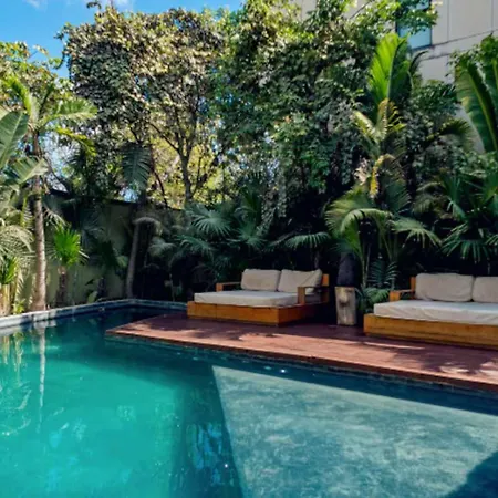 Penthouse With Private Rooftop Pool & Terrace Apartment