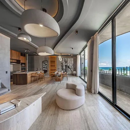 Oceanfront 3br Luxury Maiim Tankah With Pool & Gym Apartment Tulum