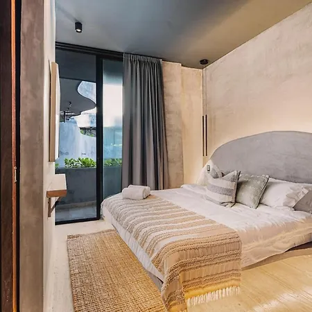 Beachfront 3br Penthouse W Private Pool Hot Tub & Gym Tulum