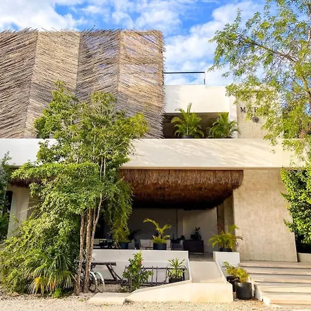Apartment 1br Retreat Near Aldea Zama With Pool Tulum