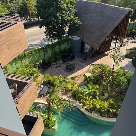 2 Bed Penthouse Private Rooftop *