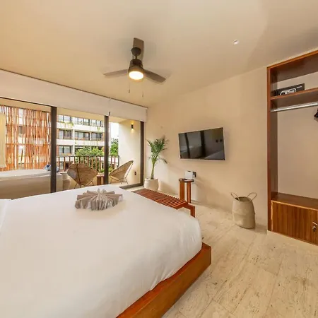 Peaceful Retreat With Hot Tub And King Bed Apartment