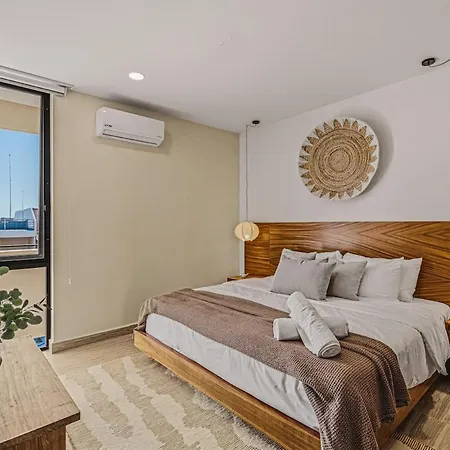 Quiet 2br Penthouse W Private Pool And Gym, Cowork Apartment