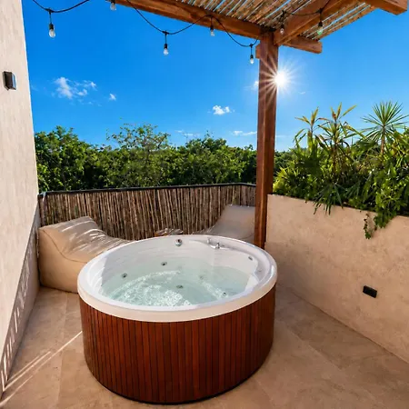2-story Penthouse With Private Jacuzzi 5 Min *