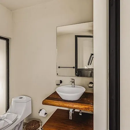 Apartment Serene 3br Penthouse W Private Pool | Roof | Gym *