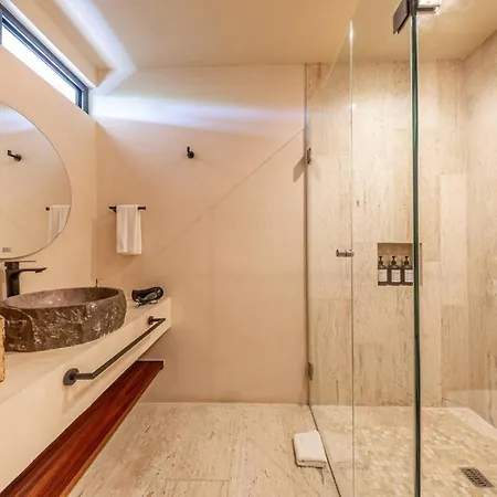 Apartment Peaceful Retreat With Hot Tub And King Bed Tulum