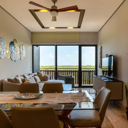Apartment Beachside Penthouse Private Pool And Hot Tub