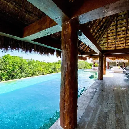 Apartment Chic Retreat With Wellness Amenities