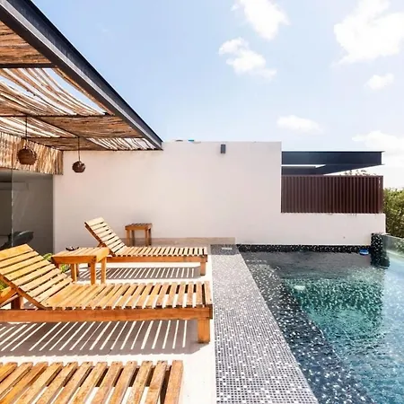 Swim Up Pool Beachclub Rooftop Apartment Tulum