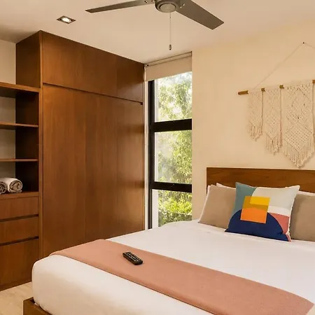 Apartment Penthouse With Private Rooftop Pool & Terrace