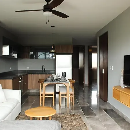 2 Bed Penthouse Private Rooftop