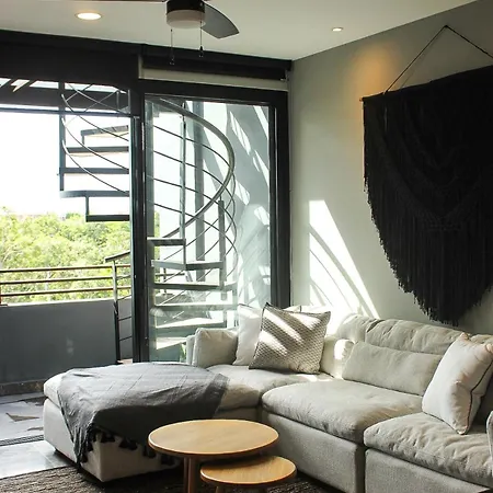 2 Bed Penthouse Private Rooftop