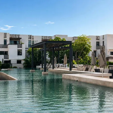 2-story Penthouse With Private Jacuzzi 5 Min *