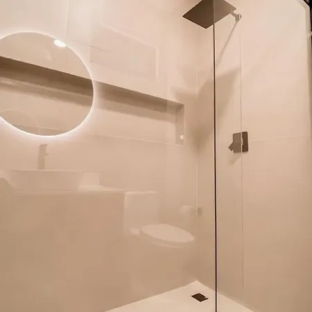 With Private Plunge Pool And Rooftop Apartment *