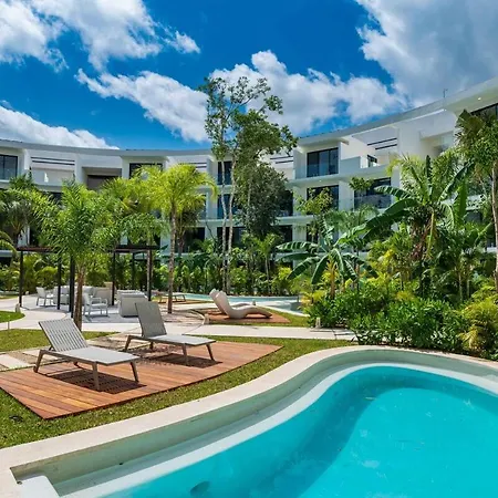 Spectacular In Complex, Pool, Gym
