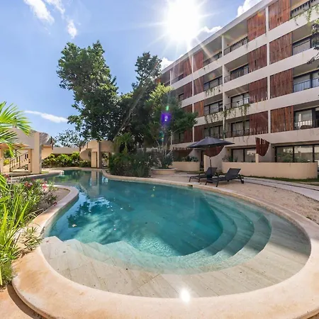 Modern 1br W Private Jacuzzi Pool Balcony