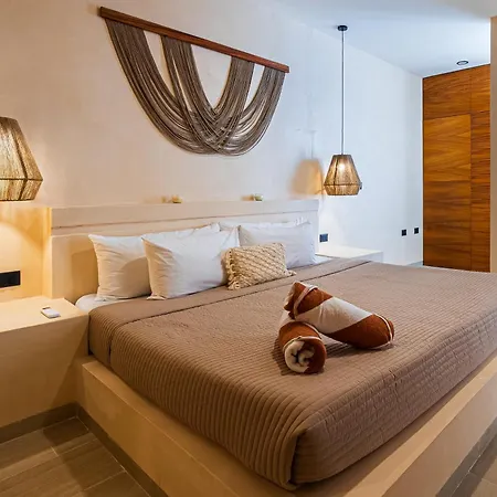 2 Bedrooms, Rooftop & Pool At La Veleta * Tulum