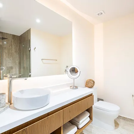 2br Jungle Penthouse Private Pool Apartment *