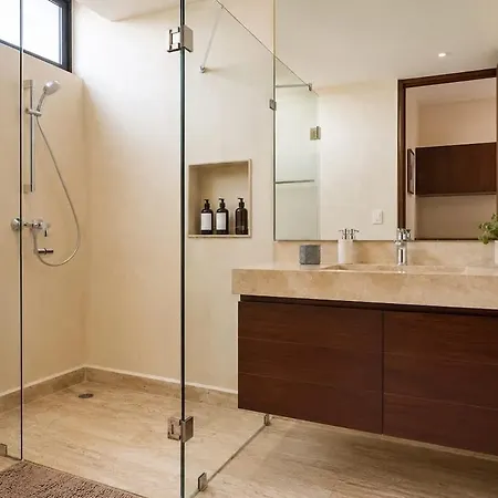Penthouse With Private Rooftop Pool & Terrace Apartment