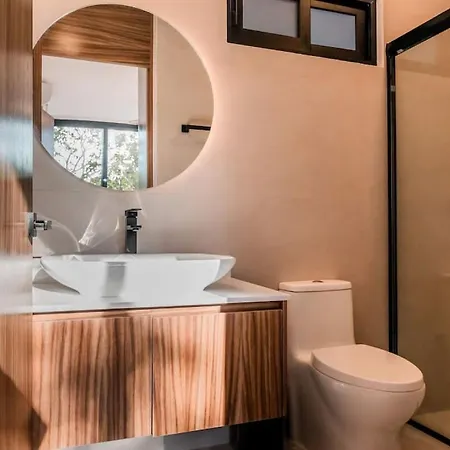 With Private Plunge Pool And Rooftop *