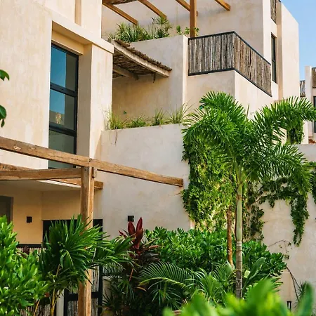 2-story Penthouse With Private Jacuzzi 5 Min Apartment