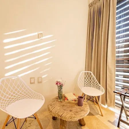 Noil By Nomad Humans Residences *