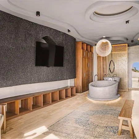 Beachfront 3br Penthouse W Private Pool Hot Tub & Gym * Tulum