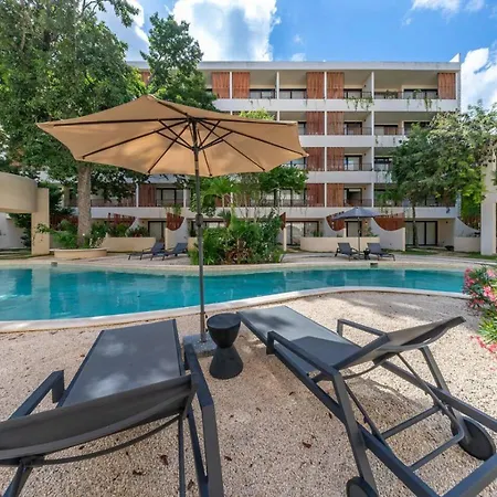 Apartment Modern 1br W Private Jacuzzi Pool Balcony
