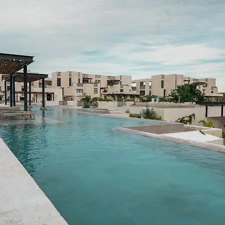 Apartment 2-story Penthouse With Private Jacuzzi 5 Min