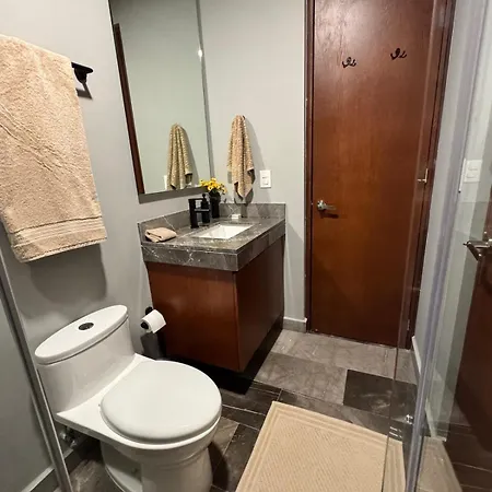 2 Bed Penthouse Private Rooftop *