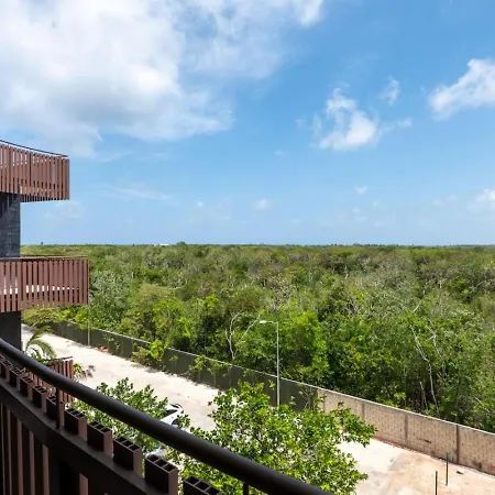 Beachside Penthouse Private Pool And Hot Tub Apartment *