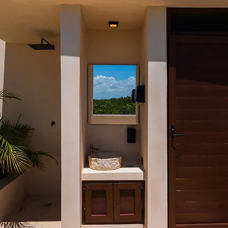 2 Bedrooms, Rooftop & Pool At La Veleta Tulum