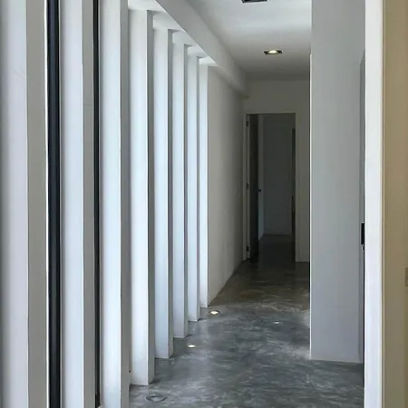 Black House - Modern 3br With Private Pool Apartment *